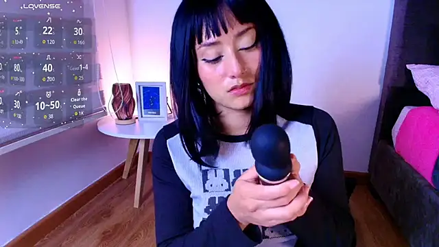 tati cardenas online show from July 31, 2026, 4:23 am