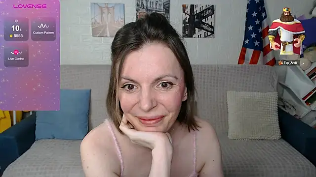 Snapshot of kiramarta chatting on September 19, 2025, 6:19 pm kiramarta online show from September 19, 2025, 6:19 pm