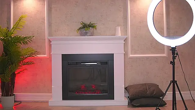 Abbela White online show from November 22, 2025, 6:12 am