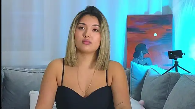 lily  foster online show from January 23, 2025, 6:24 pm