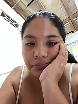 Snapshot of moncerrat_luna chatting on July 9, 2026, 8:24 pm moncerrat luna online show from July 9, 2026, 8:24 pm