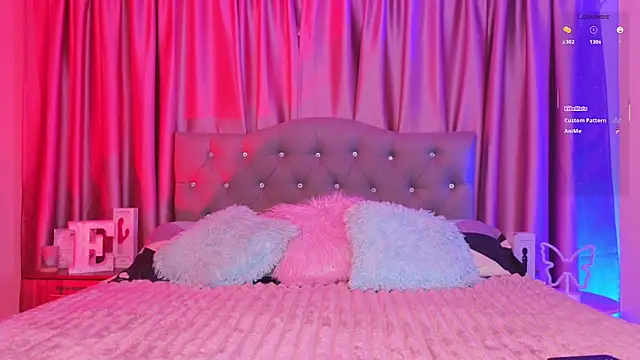 Emiily Scott1 online show from May 14, 2026, 12:06 am