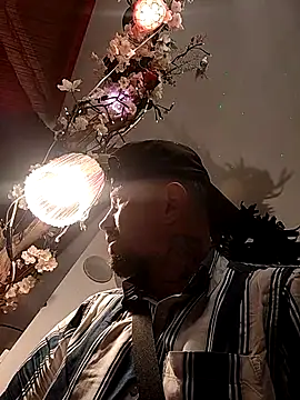 Snapshot of erbod_Johnny chatting on November 6, 2025, 11:04 pm erbod Johnny online show from November 6, 2025, 11:04 pm