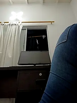 HORNY MATURE25 online show from December 19, 2025, 12:50 am