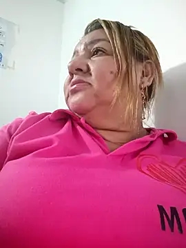 HORNY MATURE25 online show from April 11, 2026, 4:00 pm