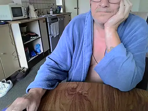 Snapshot of daddyflash chatting on September 18, 2025, 9:00 am daddyflash online show from September 18, 2025, 9:00 am