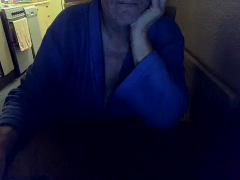 Snapshot of daddyflash chatting on October 22, 2025, 11:15 pm daddyflash online show from October 22, 2025, 11:15 pm