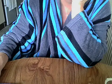 daddyflash online show from November 5, 2025, 10:04 am