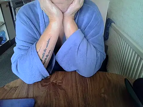 daddyflash online show from November 14, 2025, 11:42 am