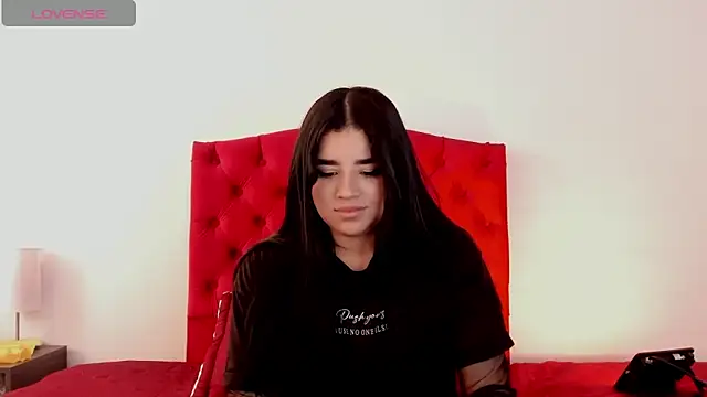 Snapshot of aliice_walker_ chatting on December 16, 2024, 7:43 pm aliice walker  online show from December 16, 2024, 7:43 pm