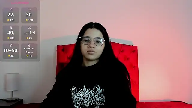 Snapshot of aliice_walker_ chatting on December 19, 2024, 12:23 pm aliice walker  online show from December 19, 2024, 12:23 pm