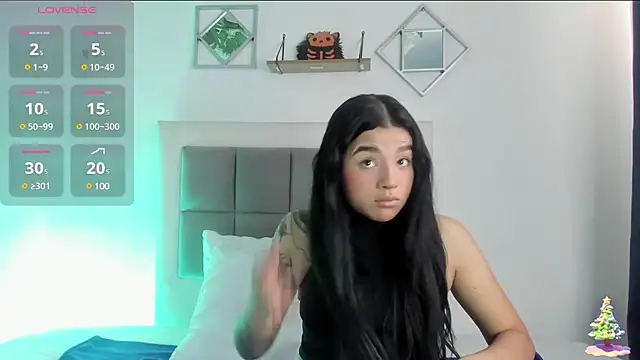 Snapshot of aliice_walker_ chatting on January 21, 2025, 1:11 pm aliice walker  online show from January 21, 2025, 1:11 pm