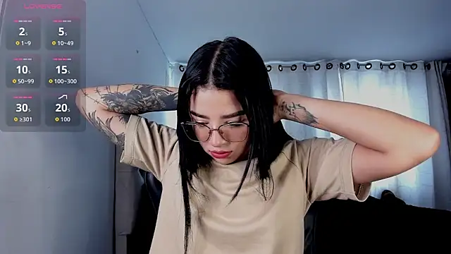 aliice walker  online show from December 16, 2025, 6:13 pm