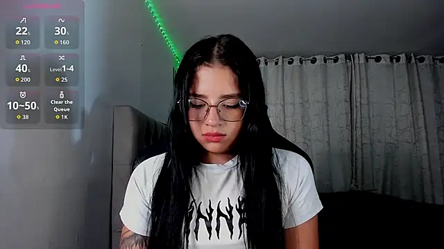 aliice walker  online show from January 16, 2026, 12:14 am