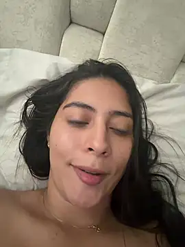 Sophie  Foxxx online show from June 13, 2026, 6:17 pm