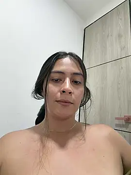 Sophie  Foxxx online show from June 26, 2026, 1:54 am