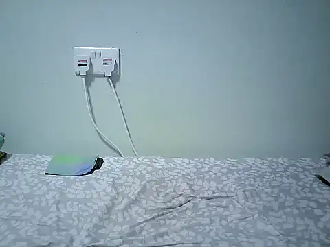 lupita 0 online show from November 18, 2025, 2:10 pm