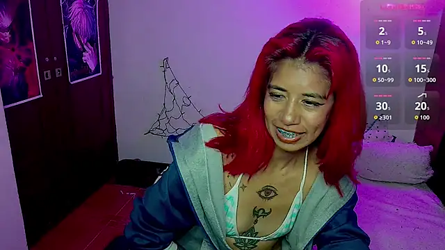 Snapshot of Roxanbunny1 chatting on October 12, 2025, 7:13 pm Roxanbunny1 online show from October 12, 2025, 7:13 pm