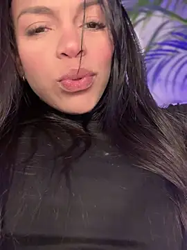 Snapshot of Charly_ chatting on March 12, 2025, 3:40 pm Charly  online show from March 12, 2025, 3:40 pm