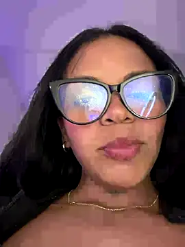 Snapshot of Charly_ chatting on September 23, 2025, 4:15 am Charly  online show from September 23, 2025, 4:15 am