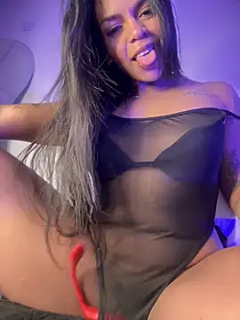 Snapshot of Charly_ chatting on October 12, 2025, 4:44 am Charly  online show from October 12, 2025, 4:44 am