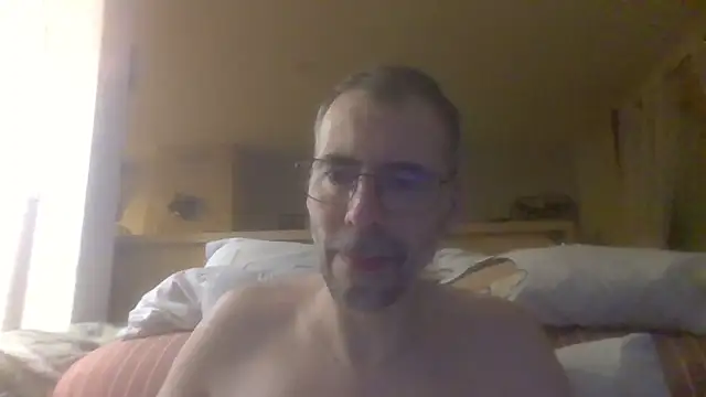 Snapshot of ptitcanard60600 chatting on October 5, 2025, 5:22 pm ptitcanard60600 online show from October 5, 2025, 5:22 pm