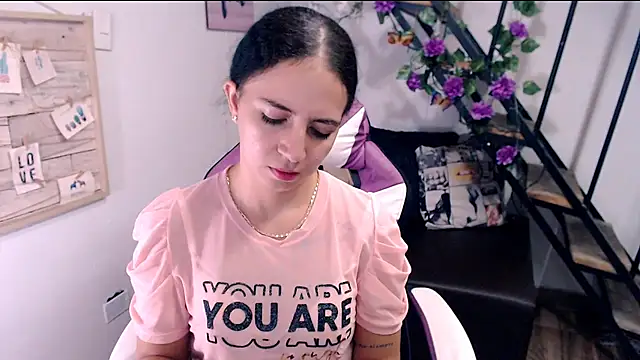 Snapshot of samantha_baby_ chatting on July 3, 2026, 6:47 pm samantha baby online show from July 3, 2026, 6:47 pm