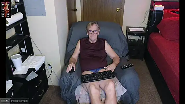 Lusty Kinks online show from December 29, 2024, 4:19 pm