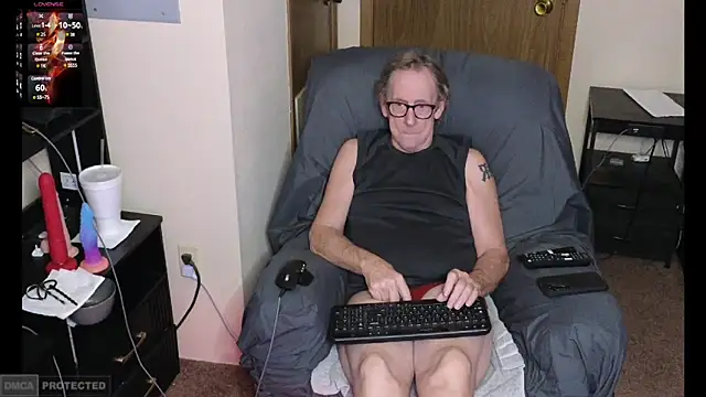 Lusty Kinks online show from January 11, 2025, 4:25 pm