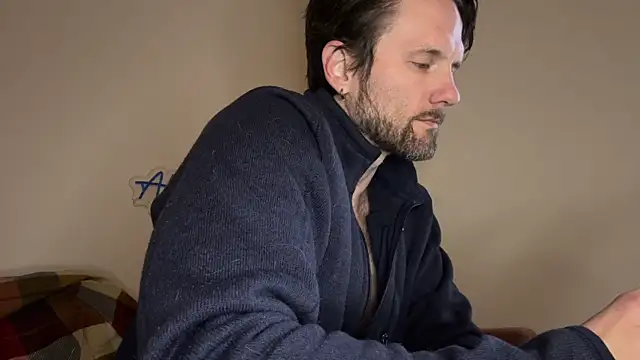 alexmannd online show from November 6, 2025, 3:02 pm