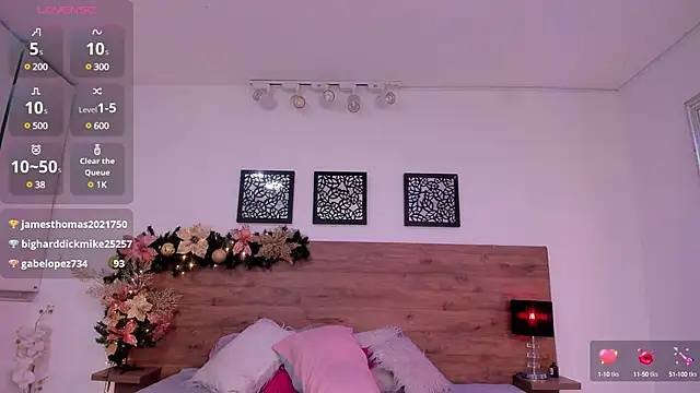 KAROL-SCOTT online show from December 17, 2024, 2:44 am