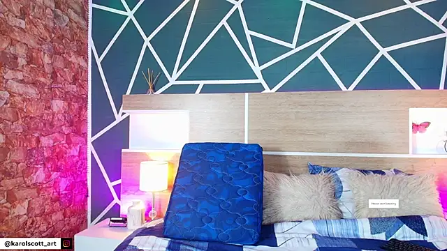 Snapshot of KAROL-SCOTT chatting on September 30, 2025, 8:03 pm KAROL-SCOTT online show from September 30, 2025, 8:03 pm