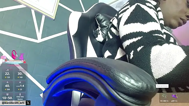 Snapshot of KAROL-SCOTT chatting on October 14, 2025, 7:58 pm KAROL-SCOTT online show from October 14, 2025, 7:58 pm