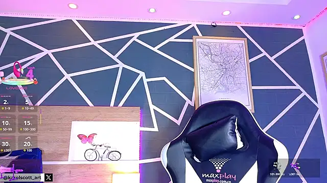 Snapshot of KAROL-SCOTT chatting on October 19, 2025, 9:10 am KAROL-SCOTT online show from October 19, 2025, 9:10 am