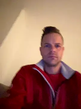 Snapshot of Danii0790 chatting on September 25, 2025, 3:54 am Danii0790 online show from September 25, 2025, 3:54 am