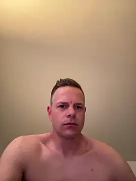 Danii0790 online show from May 7, 2026, 3:56 am