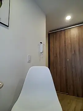 Snapshot of Evehampy chatting on October 26, 2025, 8:04 pm Evehampy online show from October 26, 2025, 8:04 pm