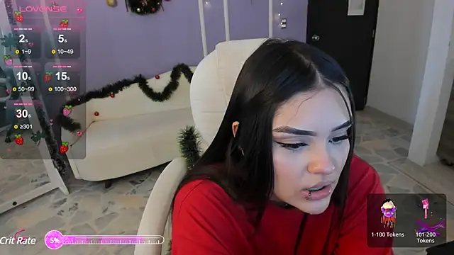 martinasaez online show from December 10, 2024, 9:54 pm