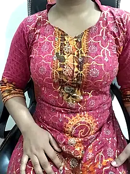 Jenifar- online show from April 25, 2026, 1:41 pm