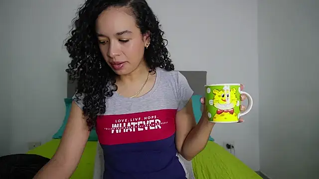 angela  98 online show from November 7, 2025, 12:38 pm