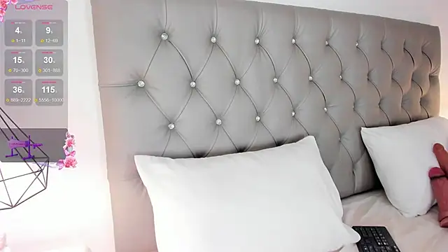 Victoriaxx  online show from February 3, 2025, 10:54 pm