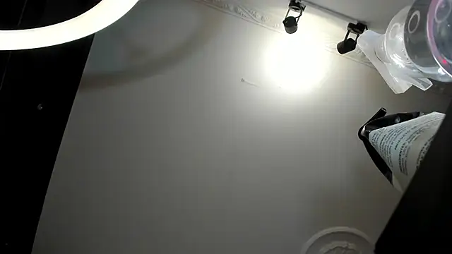 Snapshot of Apotheosis01 chatting on March 17, 2026, 11:02 am Apotheosis01 online show from March 17, 2026, 11:02 am