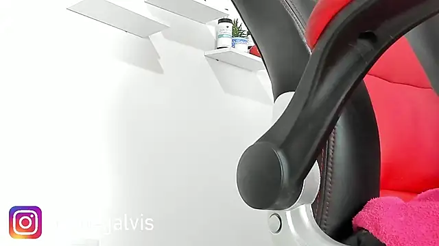 Kloe-squirts online show from March 20, 2026, 2:33 pm