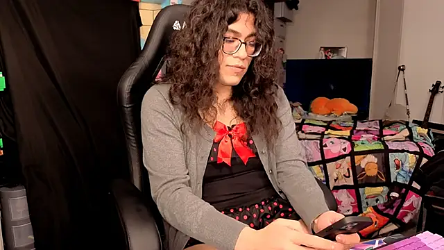 ShinyCherub online show from December 1, 2025, 10:26 pm