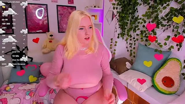 art lovee online show from February 17, 2026, 1:24 am