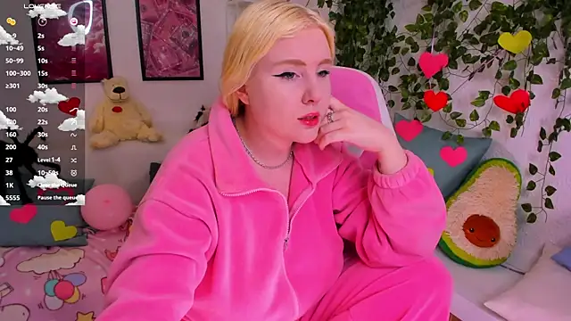 art lovee online show from February 24, 2026, 1:03 am