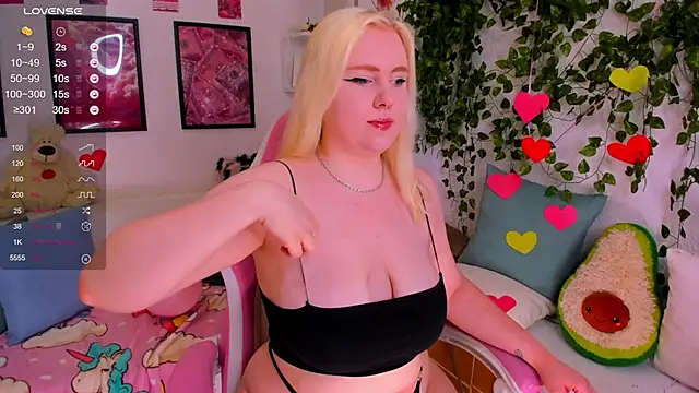 art lovee online show from March 7, 2026, 1:24 am