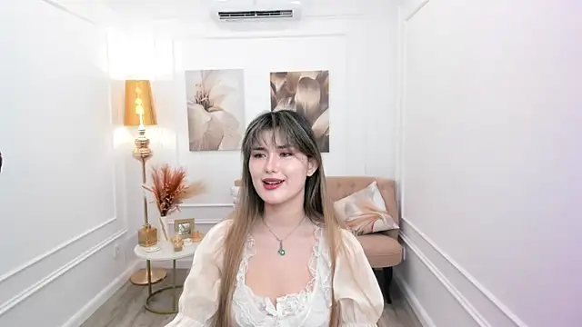 Snapshot of AnneTLi chatting on March 27, 2026, 8:37 am AnneTLi online show from March 27, 2026, 8:37 am