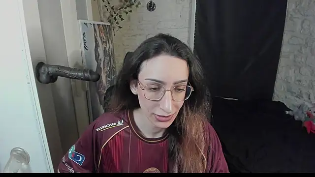 Snapshot of Mayala__ chatting on March 9, 2025, 8:21 pm Mayala online show from March 9, 2025, 8:21 pm