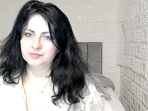 Snapshot of Lillian2 chatting on January 27, 2025, 7:46 pm Lillian2 online show from January 27, 2025, 7:46 pm